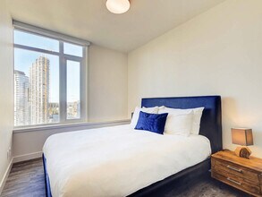 4733 Hazel St, Unit SI ID1521439P in Burnaby, BC - Building Photo - Building Photo