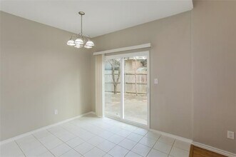 4121-4121 One Pl Ln in Flower Mound, TX - Foto de edificio - Building Photo
