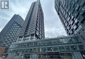 1 Quarrington Lane in North York, ON - Building Photo