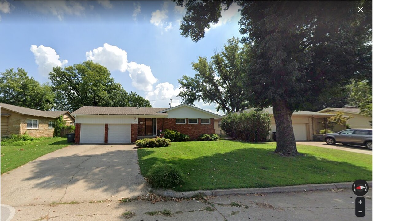 5147 S Toledo Ave in Tulsa, OK - Building Photo