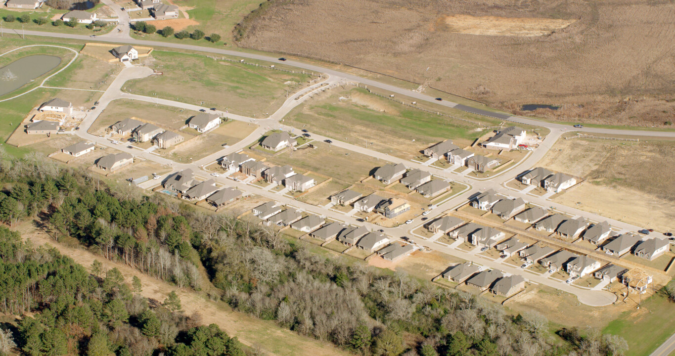 Town Creek Crossing in Montgomery, TX - Building Photo