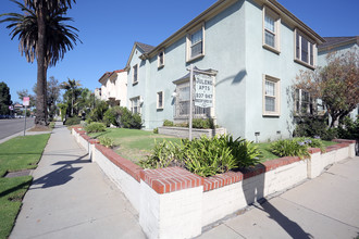 Julene Apartments in Los Angeles, CA - Building Photo - Building Photo