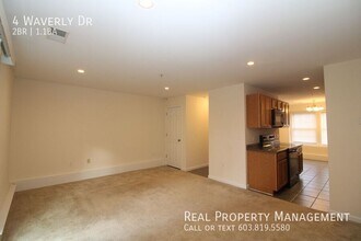 4 Waverly Dr in Dover, NH - Building Photo - Building Photo