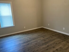 961 Old Hickory Blvd in Jackson, TN - Building Photo - Building Photo