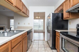 6940 Brady Hill Dr in Cordova, TN - Building Photo - Building Photo