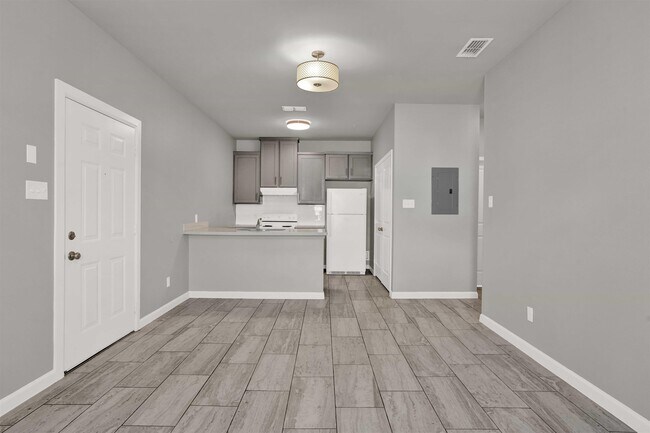 4250 Dorel Dr in Laredo, TX - Building Photo - Building Photo