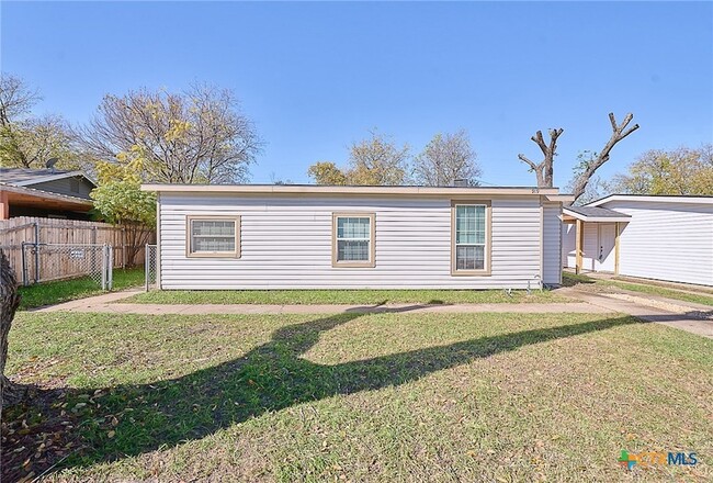 property at 919 Southside Dr