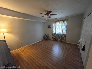 470 Echo Ln, Unit C in Aurora, IL - Foto de edificio - Building Photo