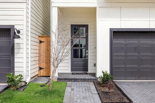 6310 Brighton Oaks Ln in Houston, TX - Building Photo - Building Photo