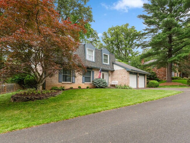 2602 Oakledge Ct in Vienna, VA - Building Photo - Building Photo