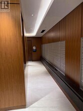 3240 William Coltson Ave in Oakville, ON - Building Photo - Building Photo