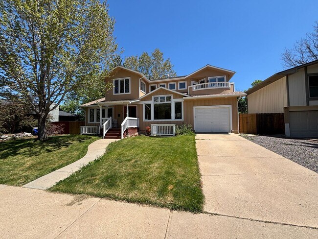 1220 Edinboro Dr in Boulder, CO - Foto de edificio - Building Photo