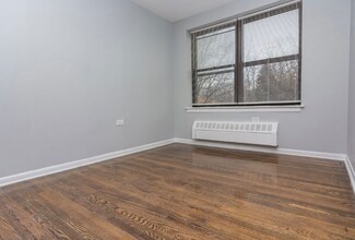 7836 S South Shore Dr in Chicago, IL - Building Photo - Building Photo