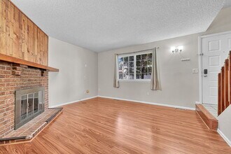 4229 S Mobile Cir in Aurora, CO - Building Photo - Building Photo