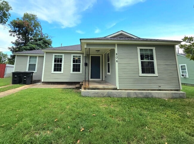 property at 806 Cloud St