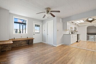 243 E Central Ave in Alpha, NJ - Building Photo - Building Photo