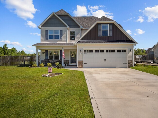 219 Breakwater Dr in Sneads Ferry, NC - Building Photo - Building Photo