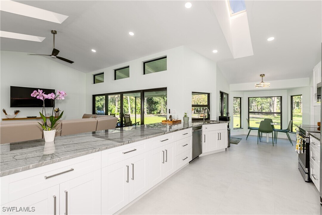 3511 17th Ave SW in Naples, FL - Building Photo