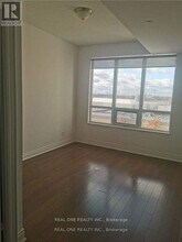 89 S Town Centre Blvd in Markham, ON - Building Photo - Building Photo