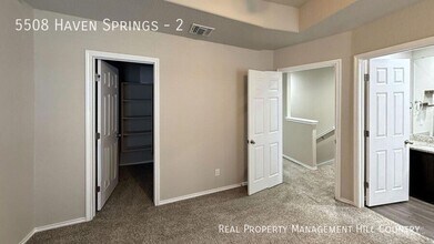 5508 Haven Spgs-Unit -2 in Converse, TX - Building Photo - Building Photo