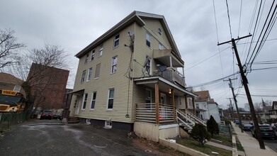 76 Twiss St in Meriden, CT - Building Photo - Building Photo