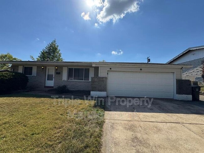 property at 2636 Hadden Dr
