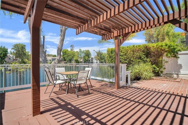 23310 Park Sorrento in Calabasas, CA - Building Photo - Building Photo