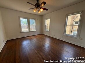 1626 McKinley Ave in San Antonio, TX - Building Photo - Building Photo