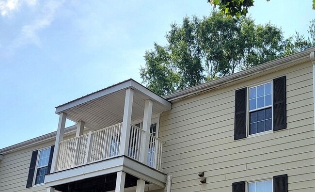 1356 Villa Way in Charlottesville, VA - Building Photo - Building Photo