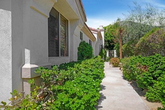 371 Indian Ridge Dr in Palm Desert, CA - Building Photo - Building Photo