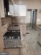 909 Bayard St in Baltimore, MD - Building Photo - Building Photo
