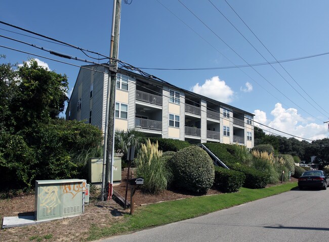 Dunes Crest in North Myrtle Beach, SC - Foto de edificio - Building Photo
