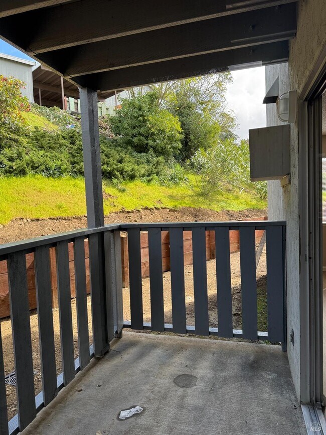 118 Yorkshire Ct-Unit -B in Vallejo, CA - Building Photo - Building Photo