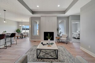 8701 S 49th St in Lincoln, NE - Building Photo