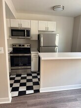 1007 N Marshall St, Unit 105 in Milwaukee, WI - Foto de edificio - Building Photo