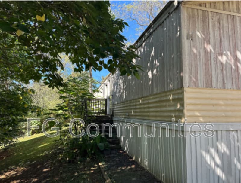 16 Sunny Knoll Acres in Candler, NC - Building Photo