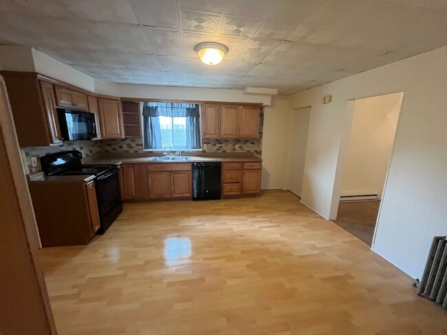 420 Porter St, Unit 1st Floor in Easton, PA - Building Photo - Building Photo