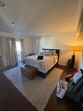 4012 Valeta St, Unit 300 in San Diego, CA - Building Photo - Building Photo
