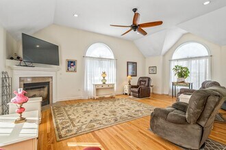 20 Ordway Ln in Kingston, NH - Building Photo - Building Photo