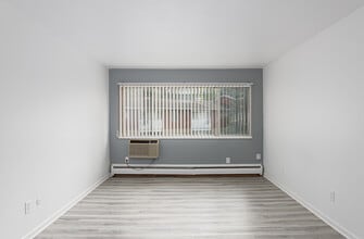 Reside 3031 in Lansing, MI - Building Photo - Building Photo