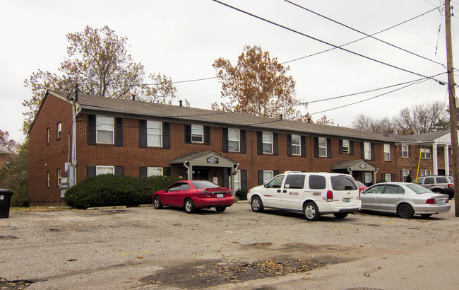 3708-3712 Noblitt Dr in Louisville, KY - Foto de edificio - Building Photo