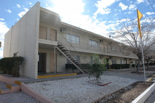 Karen West in Las Vegas, NV - Foto de edificio - Building Photo