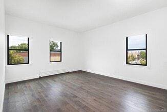 206-208 Main St in Beacon, NY - Building Photo - Building Photo