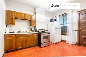 1223 W Gunnison St in Chicago, IL - Building Photo - Building Photo