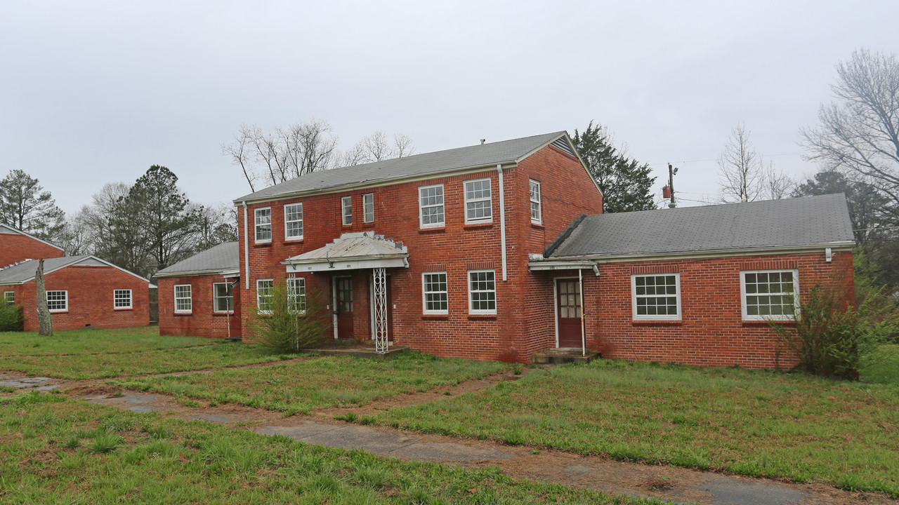 Garden Villa Apartments in Gadsden, AL - Building Photo