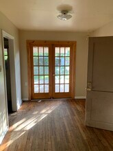 211 Park-Way St in Rockdale, TX - Building Photo - Building Photo