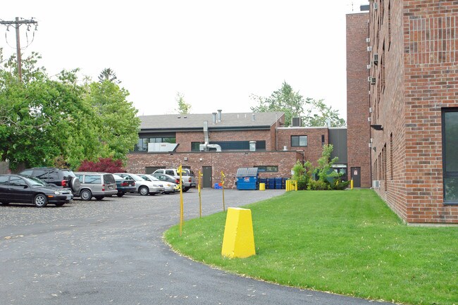 Ken-Ton Presbyterian Village in Kenmore, NY - Building Photo - Building Photo