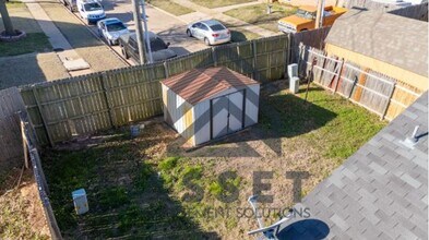 1422 SW 96th St in Oklahoma City, OK - Building Photo - Building Photo