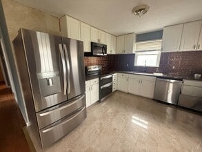 628 Locust St NW in Abingdon, VA - Building Photo - Building Photo