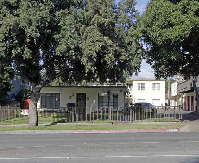 315 N Brand Blvd in San Fernando, CA - Building Photo - Building Photo